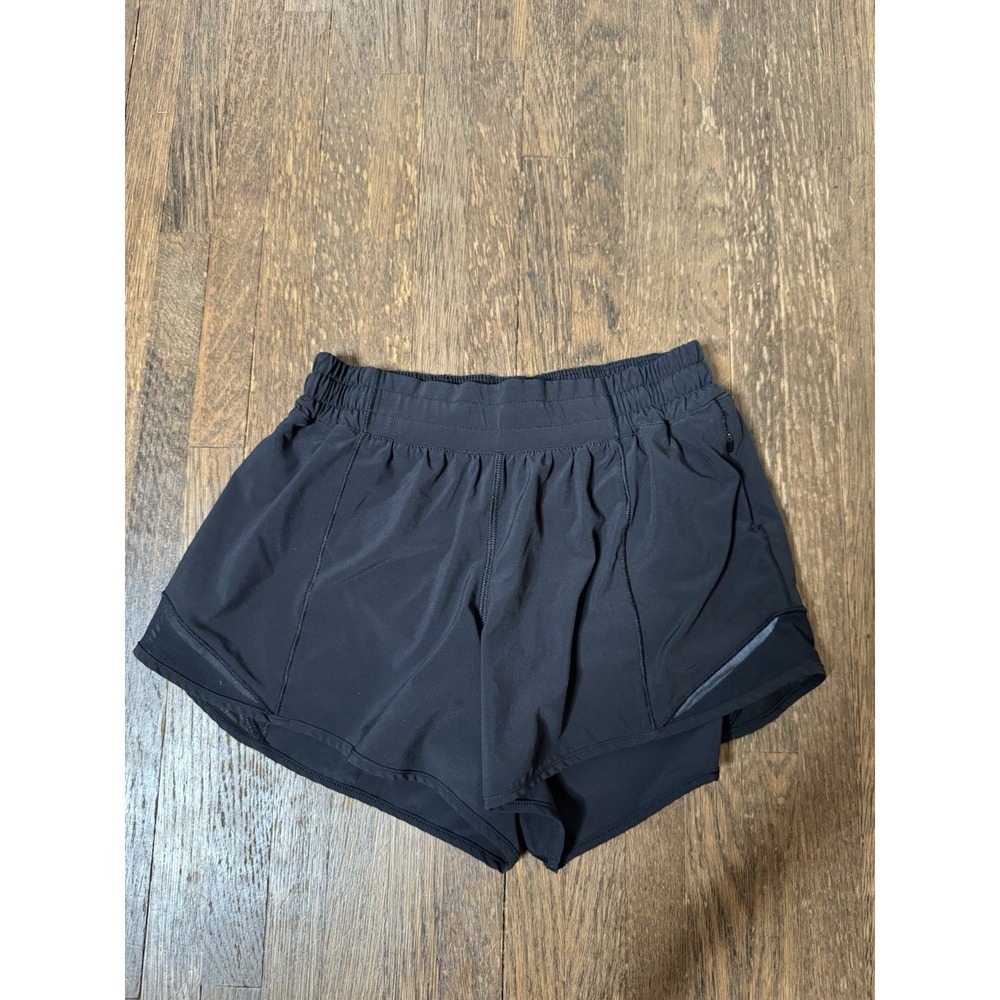 Lululemon Hotty Hot Mid-Rise Lined Short 4" Black Size 6 Tall Running Shorts